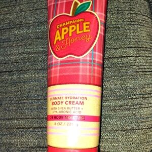 Champagne Apple and Honey Bath & Body Works Body Cream